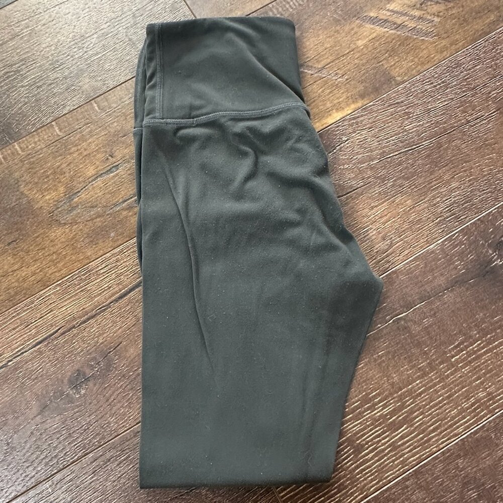 Athleta 7/8 Elation Tight Leggings